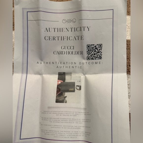 GUCCI Leather Rubberized Credit Card Holder, Retail $310 - Picture 7 of 8